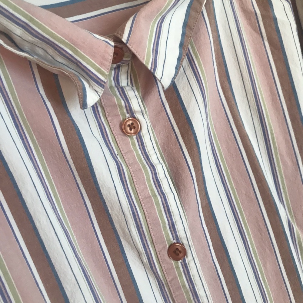 Only Necessities button up - Picture 3 of 4